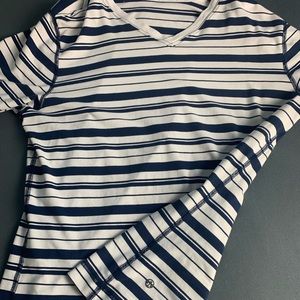 LULU LEMON MEDIUM MENS STRIPE SHIRT